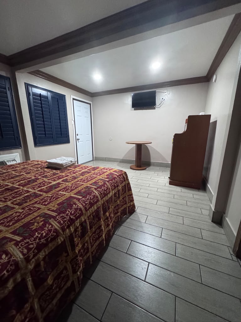 Deluxe Double Bed Room - Monterey Motel Long Beach